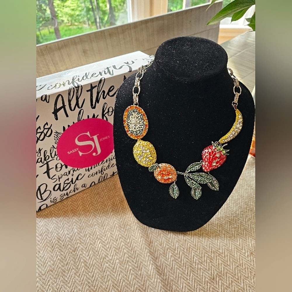 Sassy Jones "Sasha" Necklace - Picture 2 of 4